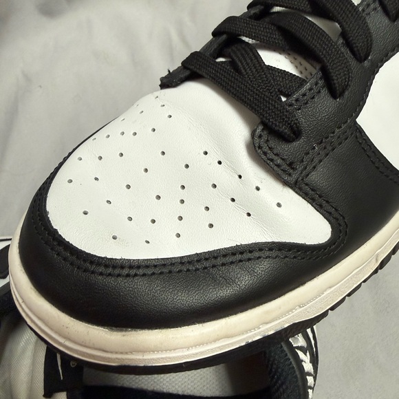 Nike Dunk Low Black and White Size 10.5 - Picture 10 of 12
